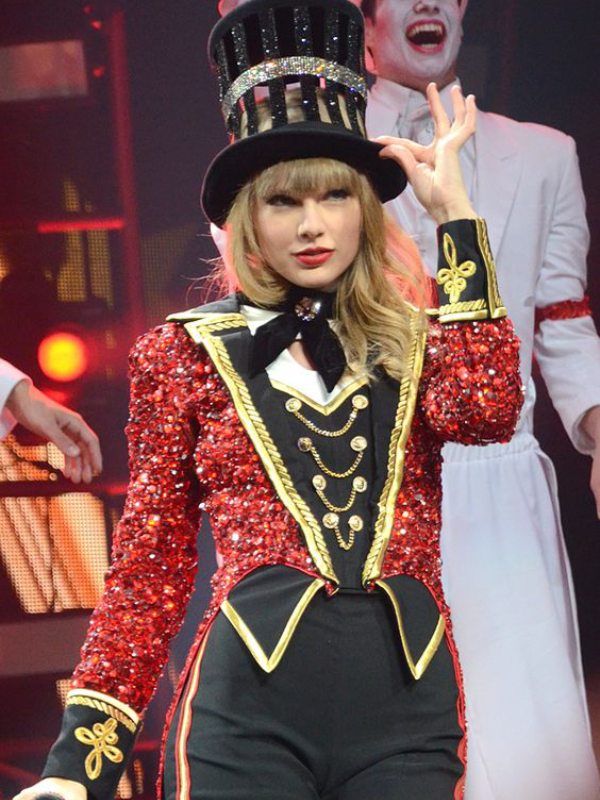 taylor swift outfits red tour