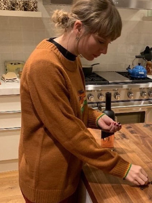 Taylor Swift Rainbow Cookie Sweater - Free Shipping