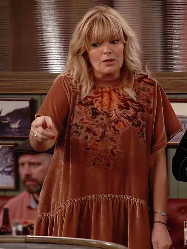 Happys Place S2 Melissa Peterman Velvet Embroidery Top TV Series Happys Place Season 2 Melissa Peterman Velvet Embroidery Top